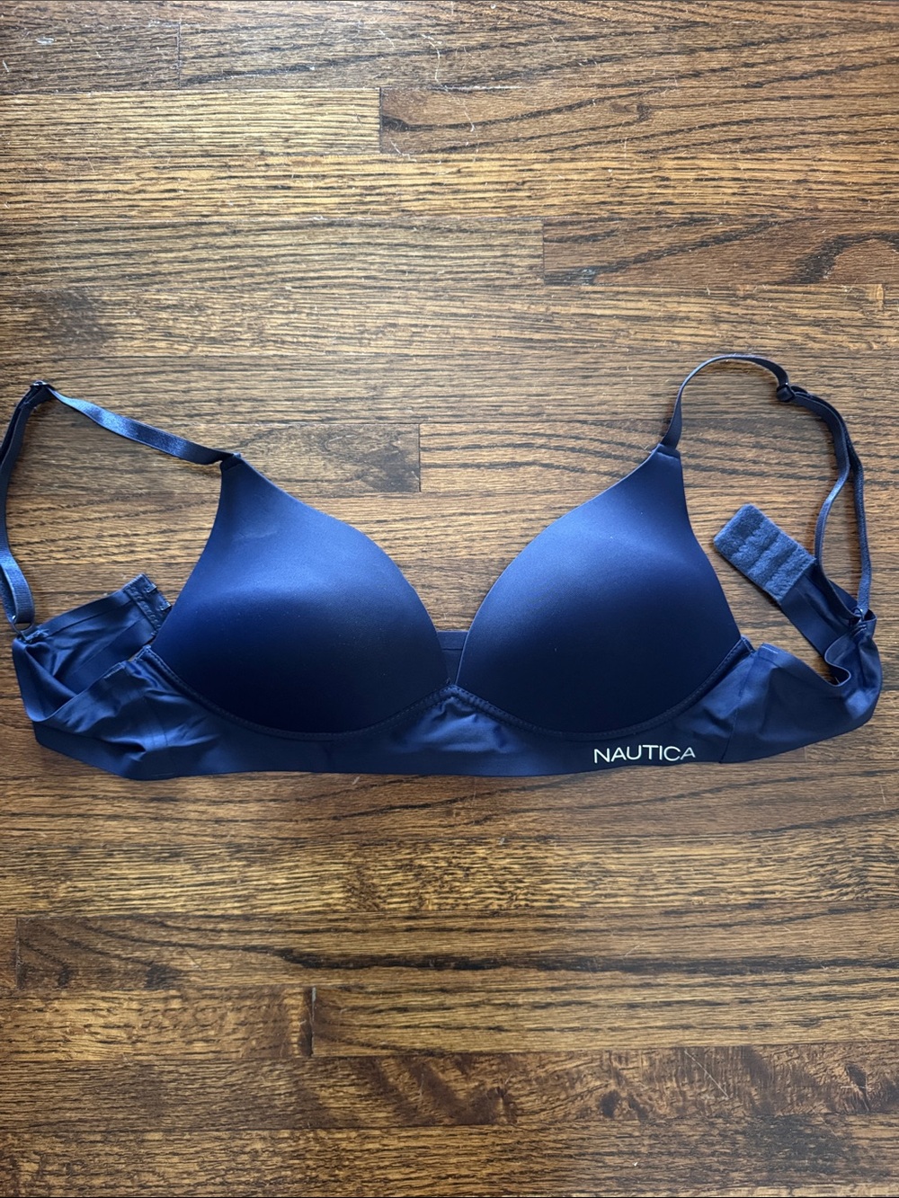 Nautica Navy Smooth Molded T-Shirt Bra NEVER USED 34B
